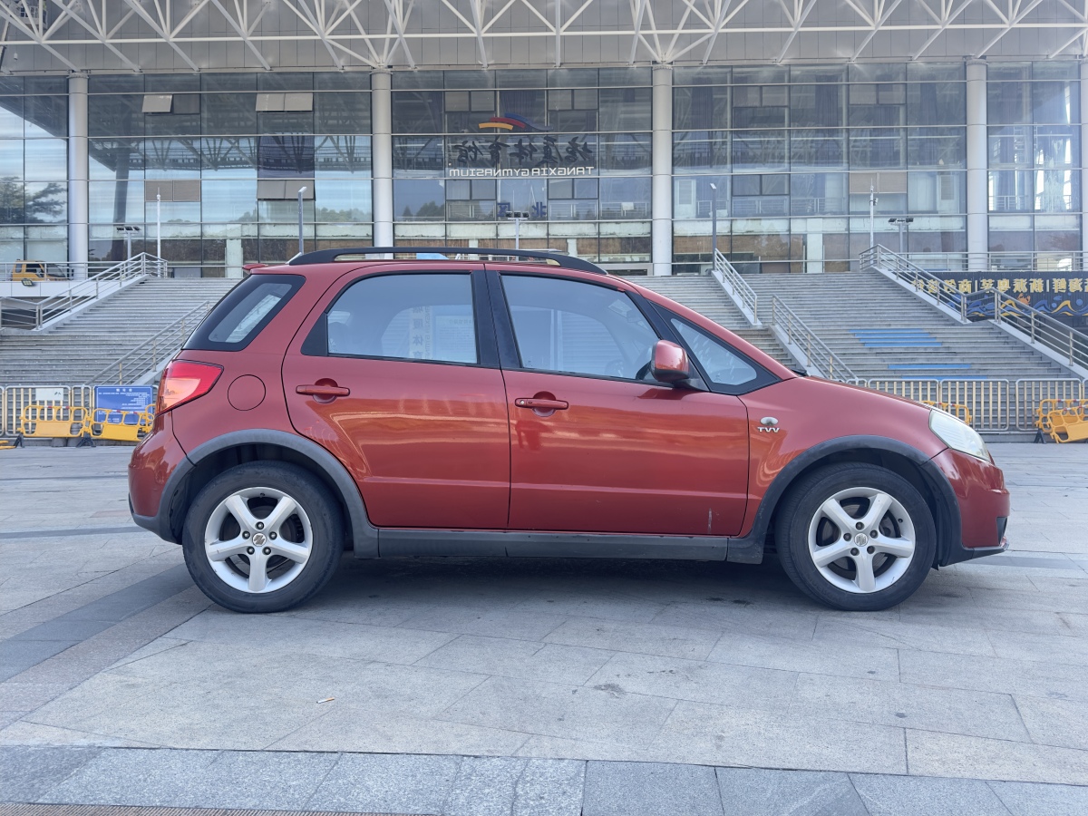 2009年11月鈴木 天語 SX4  2008款 兩廂 1.6L 自動運(yùn)動休旅型