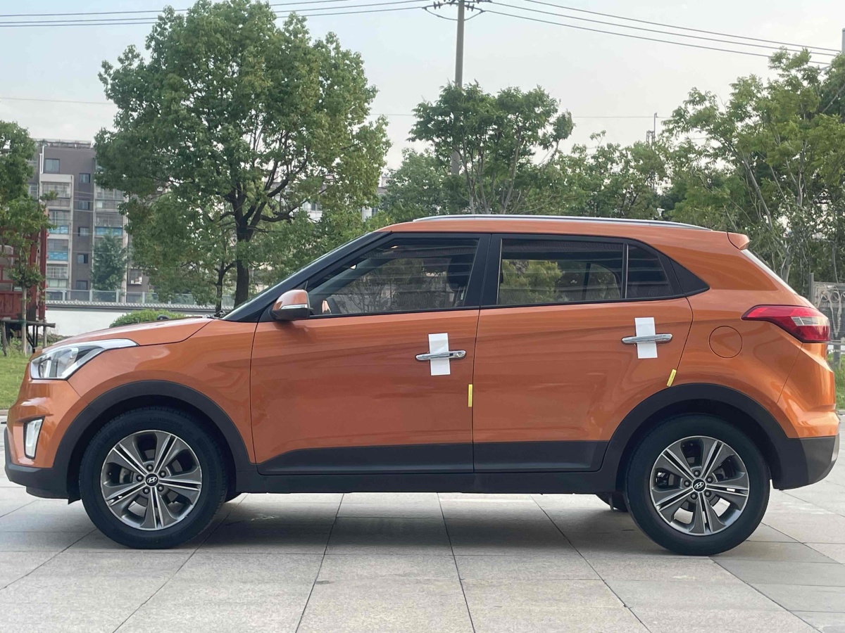2016年2月現(xiàn)代 ix25  2015款 1.6L 自動兩驅智能型GLS