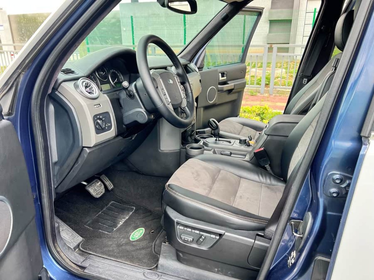 路虎 發(fā)現(xiàn)  2005款 4.0 V6 HSE圖片