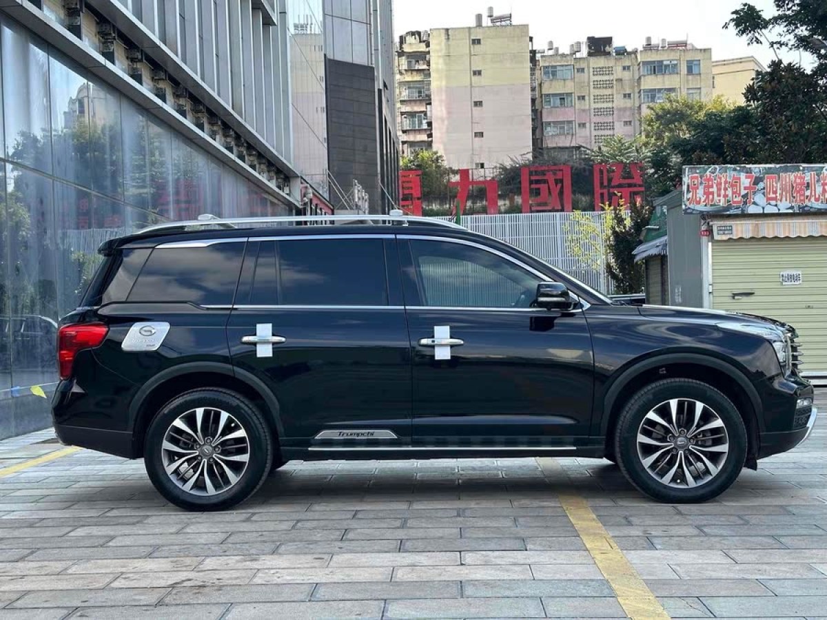 廣汽傳祺 GS8  2017款 320T 兩驅(qū)豪華智聯(lián)版圖片