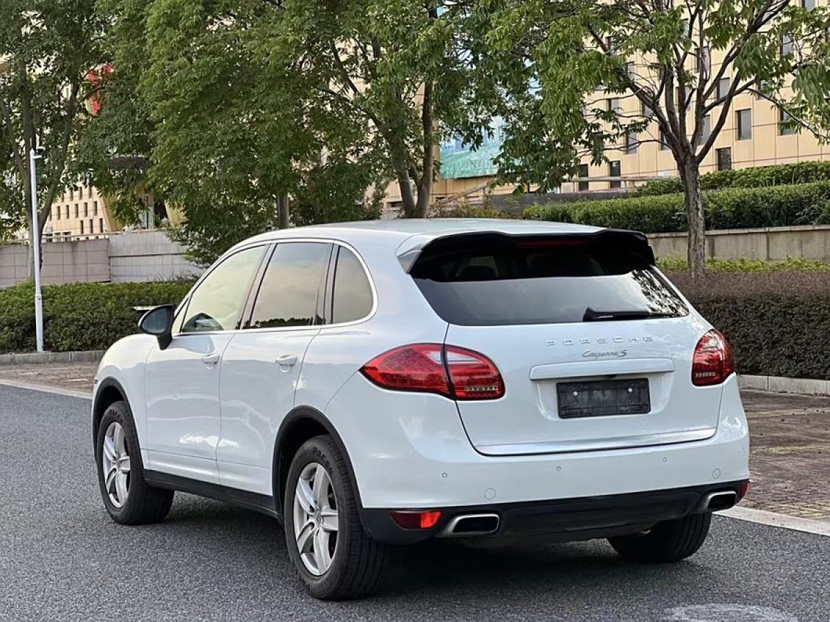 2012年3月保時(shí)捷 Cayenne  2011款 Cayenne S 4.8L