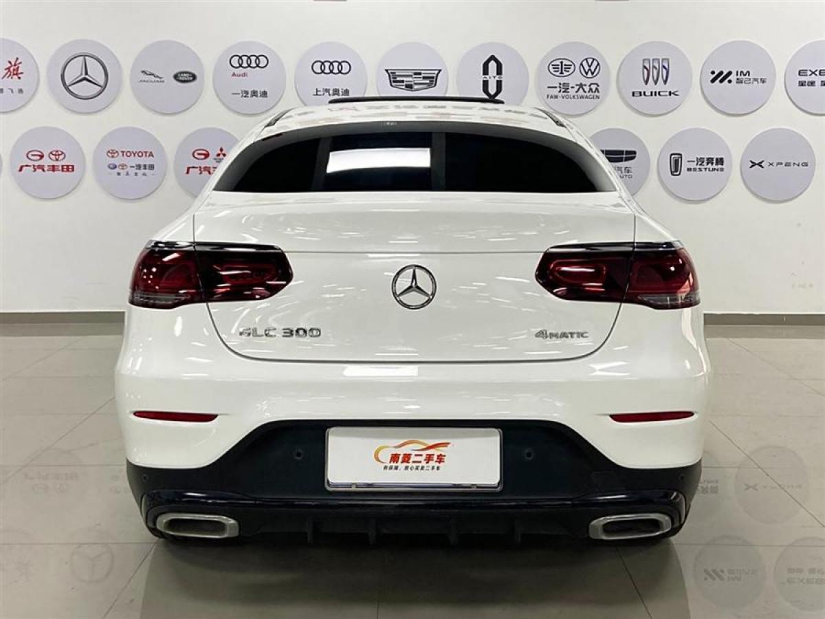 奔馳 奔馳GLC  2021款 GLC 300 4MATIC 轎跑SUV圖片