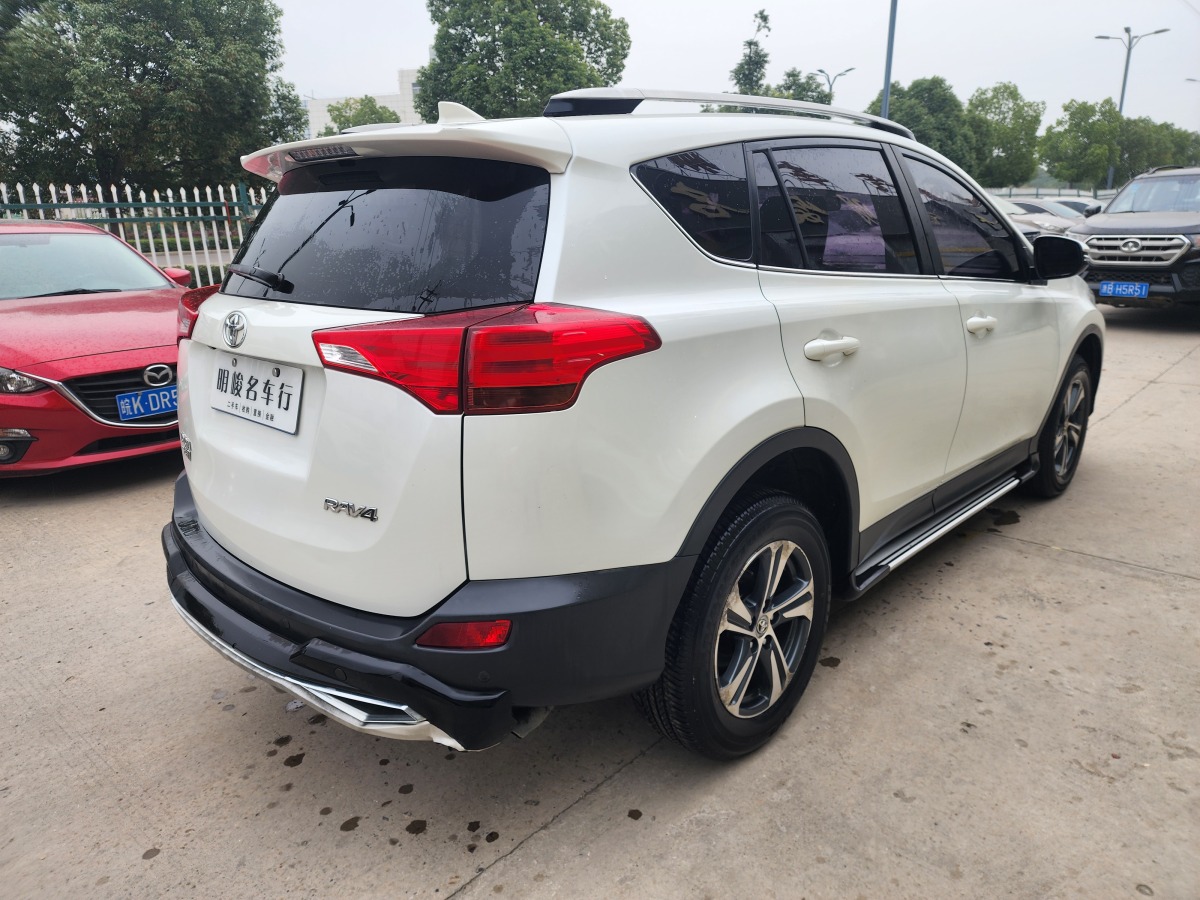 豐田 RAV4  2018款 榮放 2.0L CVT兩驅(qū)風(fēng)尚版圖片