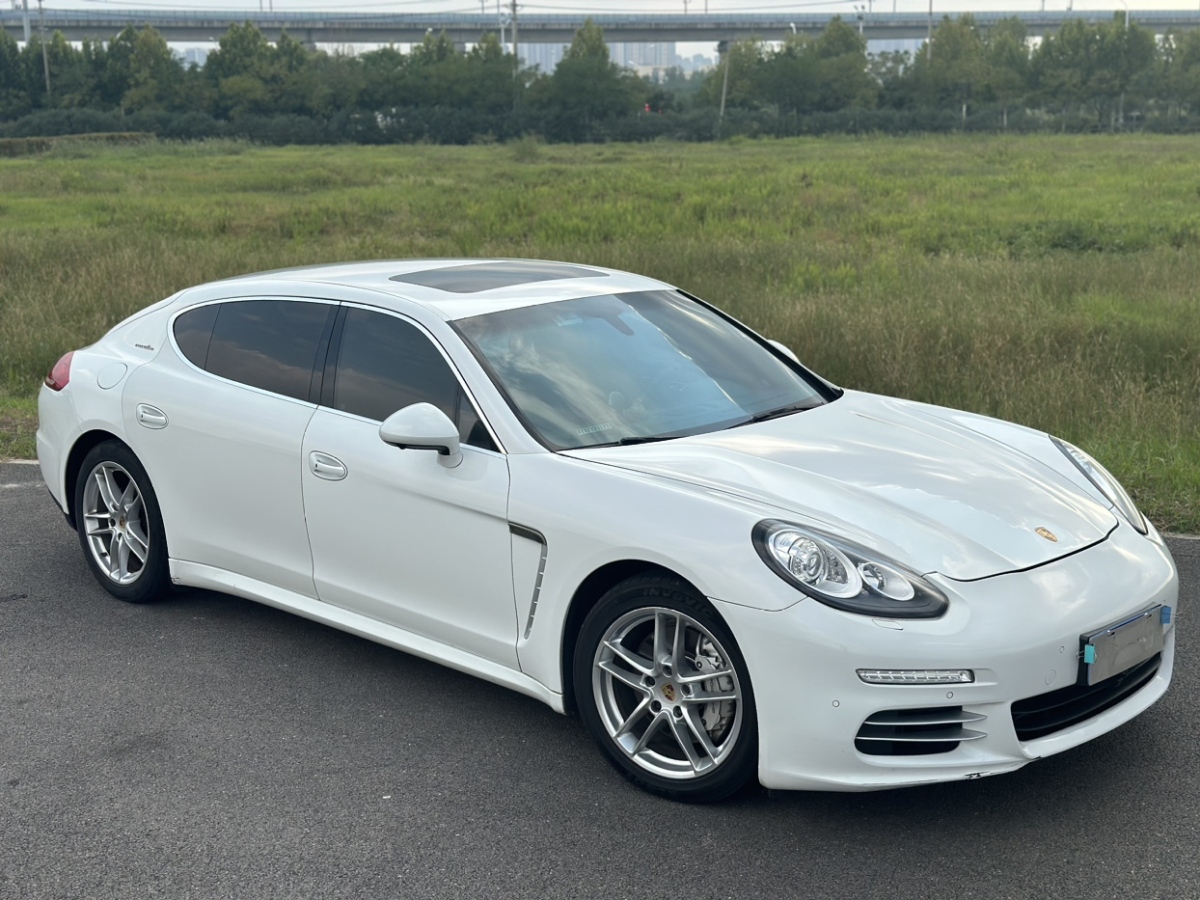 保時(shí)捷 Panamera  2014款 Panamera 4S Executive 3.0T圖片