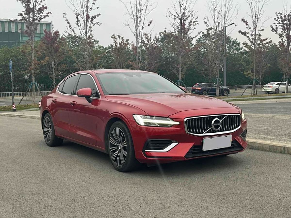 沃爾沃 S60L  2022款 B4 智遠(yuǎn)豪華版圖片