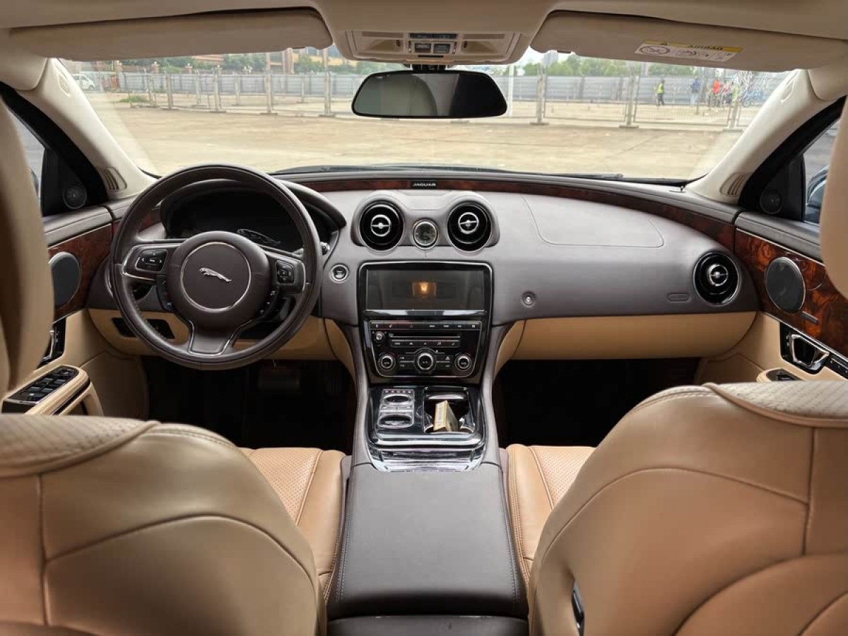 捷豹 XJ  2014款 XJL 3.0 SC 兩驅尊享商務版圖片