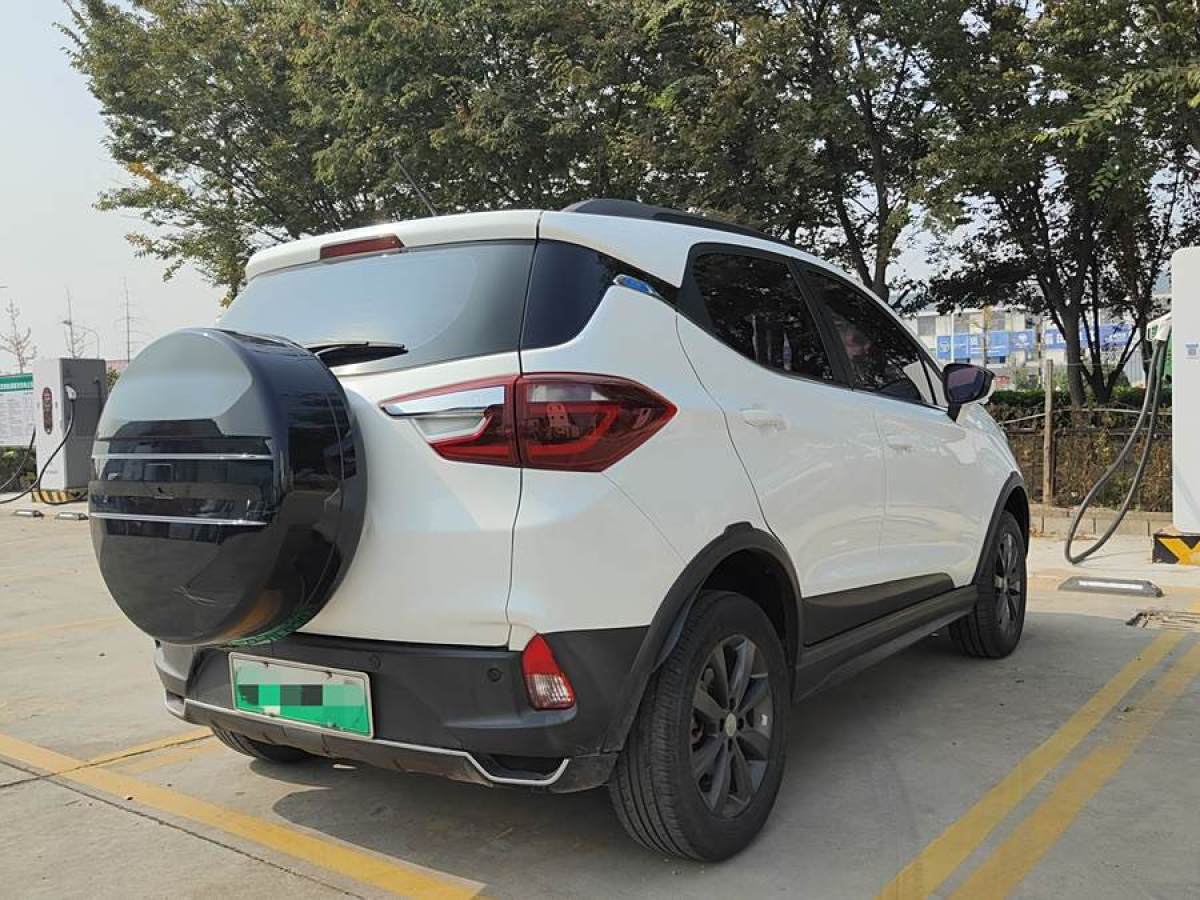 比亞迪 元新能源  2018款 EV360 智聯(lián)炫酷型圖片