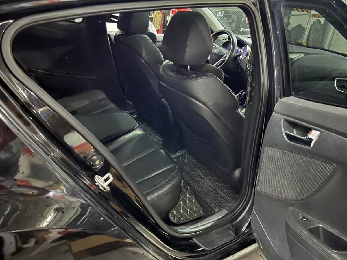 現(xiàn)代 Veloster飛思  2011款 1.6L 自動旗艦版圖片