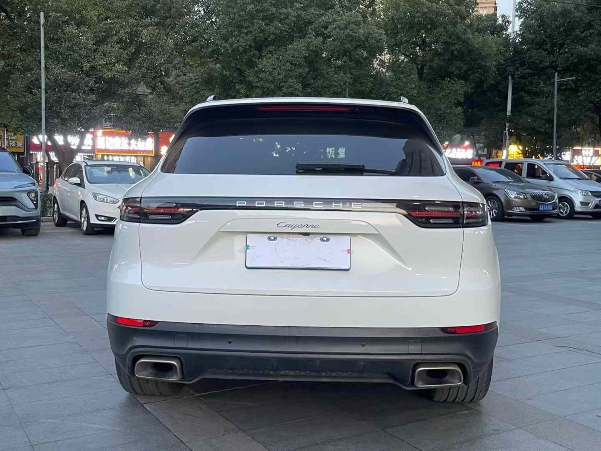 保時(shí)捷 Cayenne  2019款 Cayenne 3.0T圖片