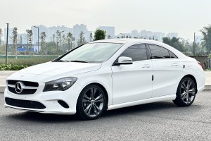 奔驰CLA级 奔驰 CLA 200 动感型