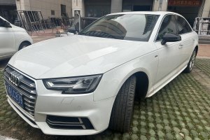 奥迪A4L 奥迪 30周年年型 45 TFSI quattro 运动型