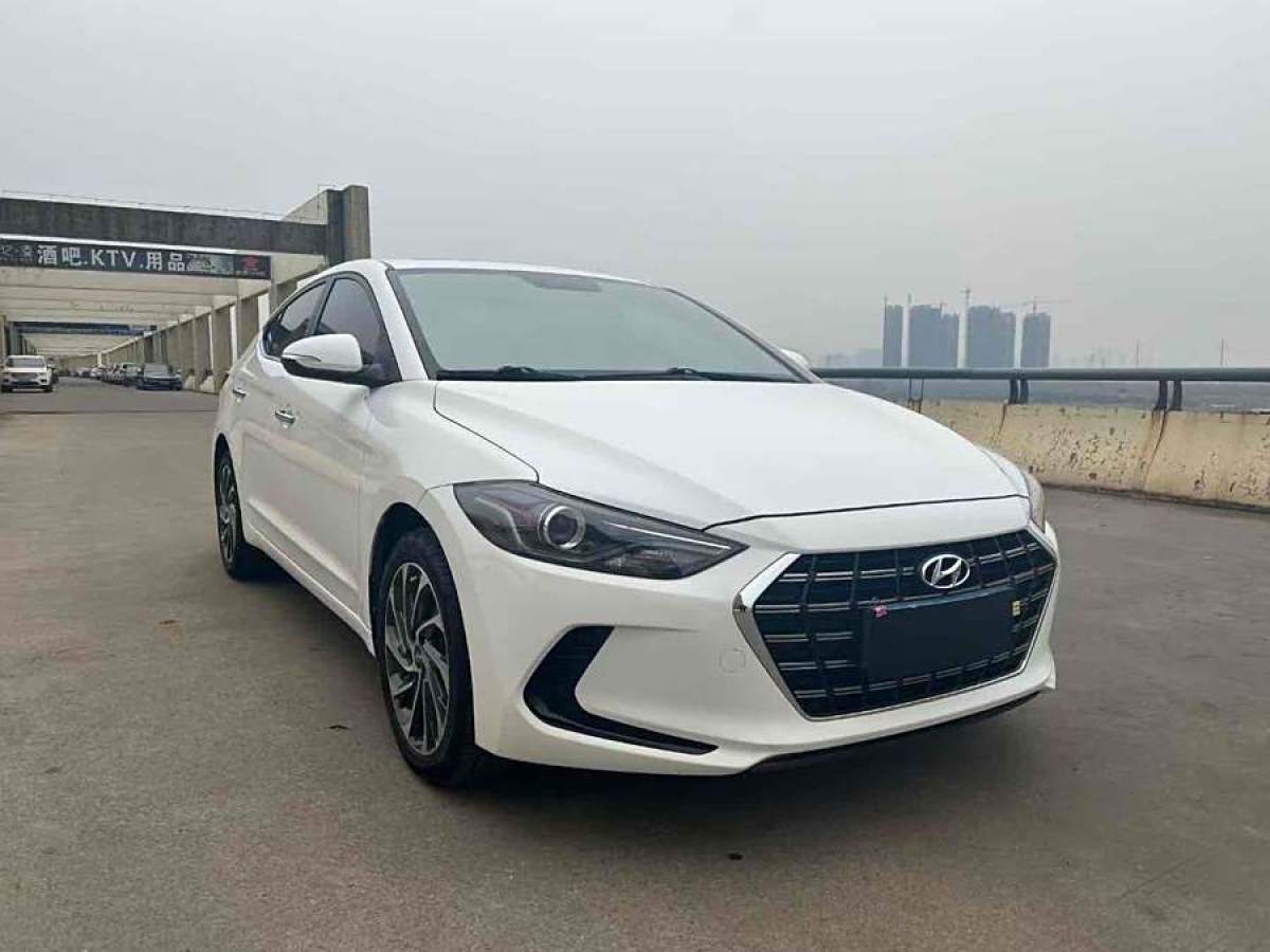 現(xiàn)代 領(lǐng)動(dòng)  2020款 1.5L CVT智炫?精英型圖片