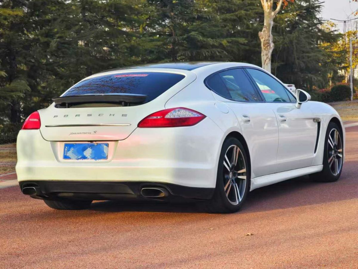 保時(shí)捷 Panamera  2013款 Panamera 4 Platinum Edition 3.6L圖片