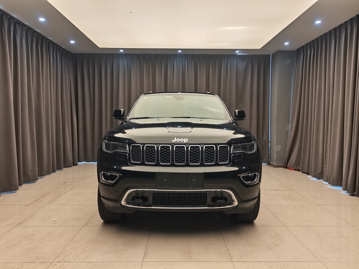 jeep 大切諾基 2020款 3.0l 精英導航版圖片