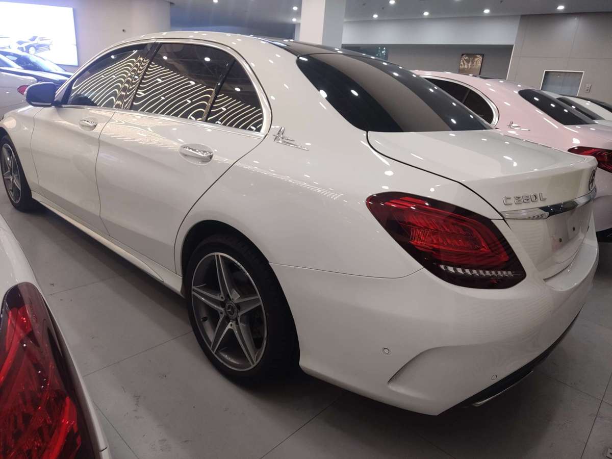 2019年6月奔馳 奔馳C級(jí)  2019款 C 260 L 4MATIC