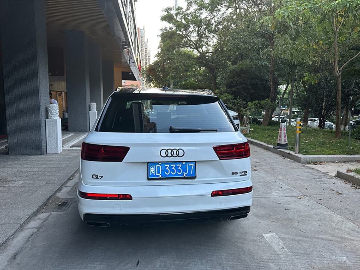 奧迪 奧迪Q7  2016款 45 TFSI 技術(shù)型圖片