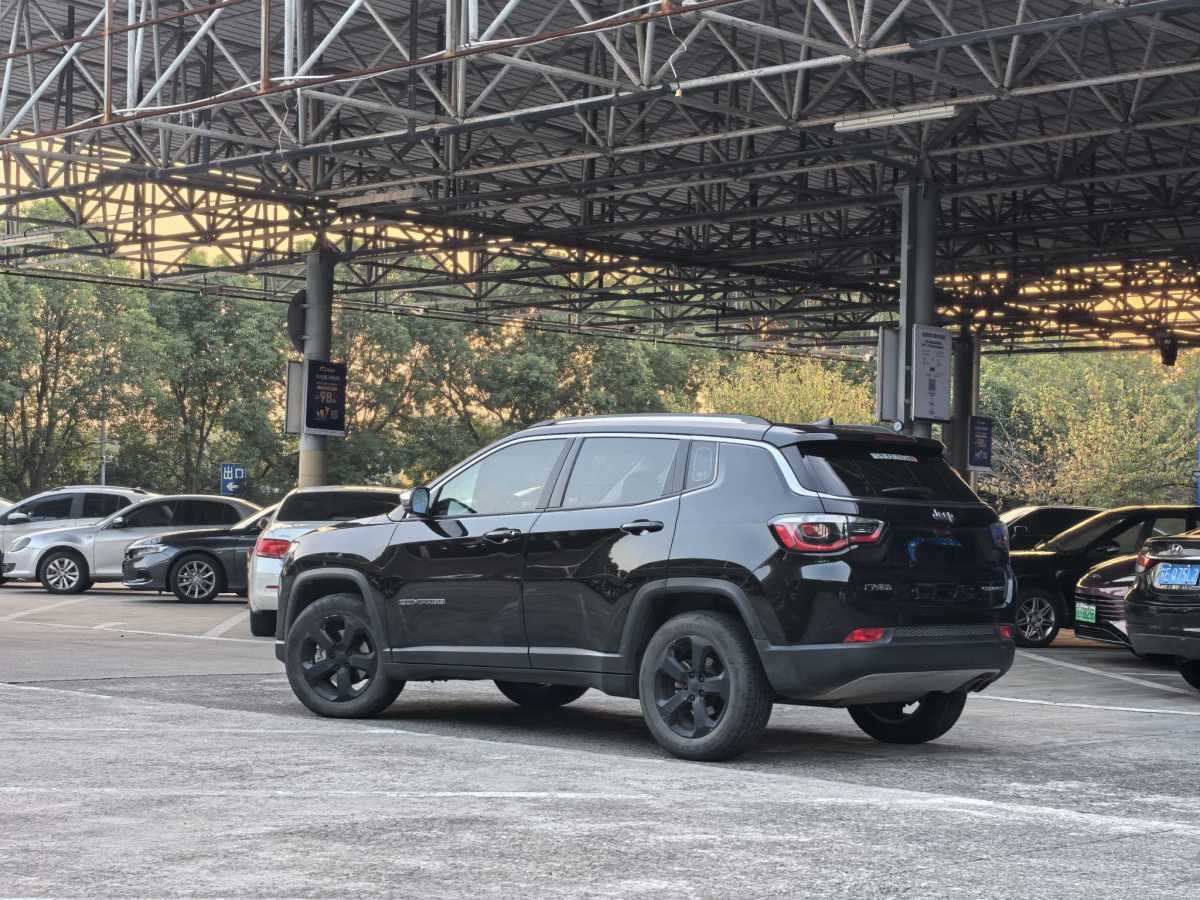 Jeep 指南者  2019款  220T 自動(dòng)悅享版圖片