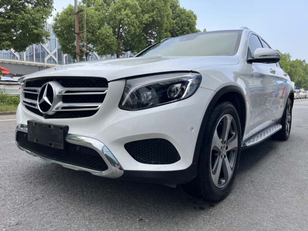 奔驰 奔驰GLC  2016款 GLC 300 4MATIC 动感型