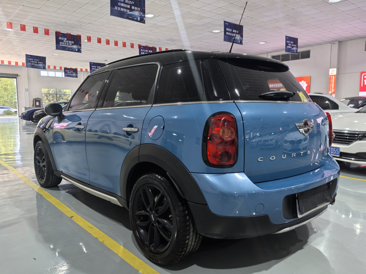 2016年11月MINI COUNTRYMAN  2016款 1.6T COOPER ALL4 Fun裝備控