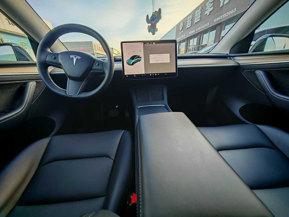 特斯拉 Model Y  2021款 長續(xù)航全輪驅(qū)動版 3D7圖片