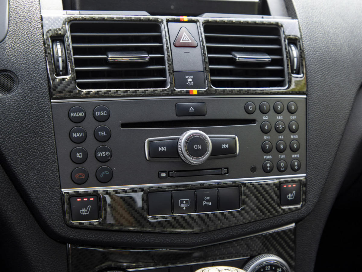 2012年4月奔驰 奔驰C级AMG  2009款 AMG C 63 动感型