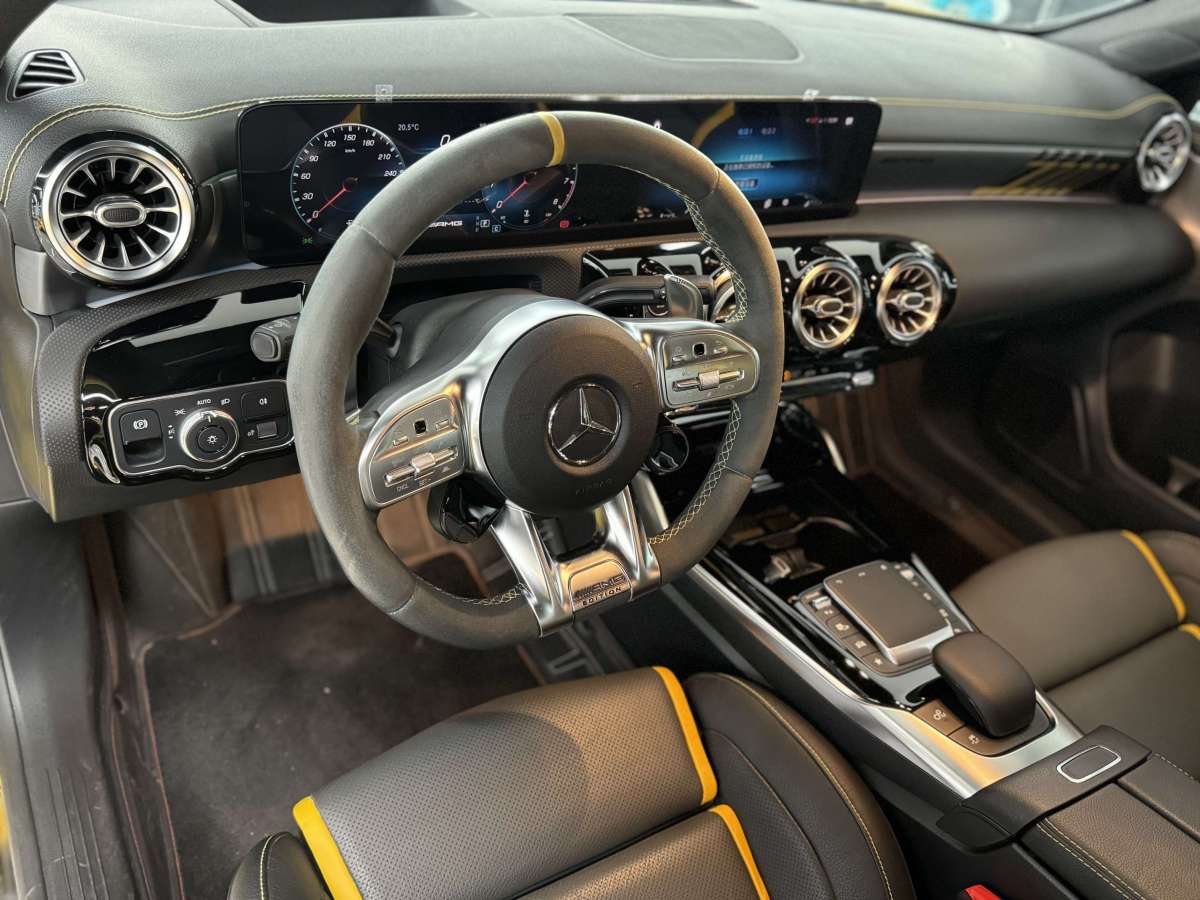 奔驰 奔驰A级AMG  2020款 改款 AMG A 45 S 4MATIC+图片