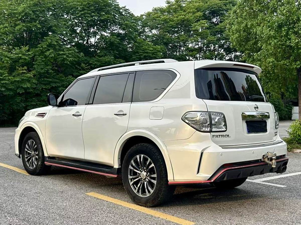 日產(chǎn) 途樂  2018款 4.0L 領(lǐng)英型圖片