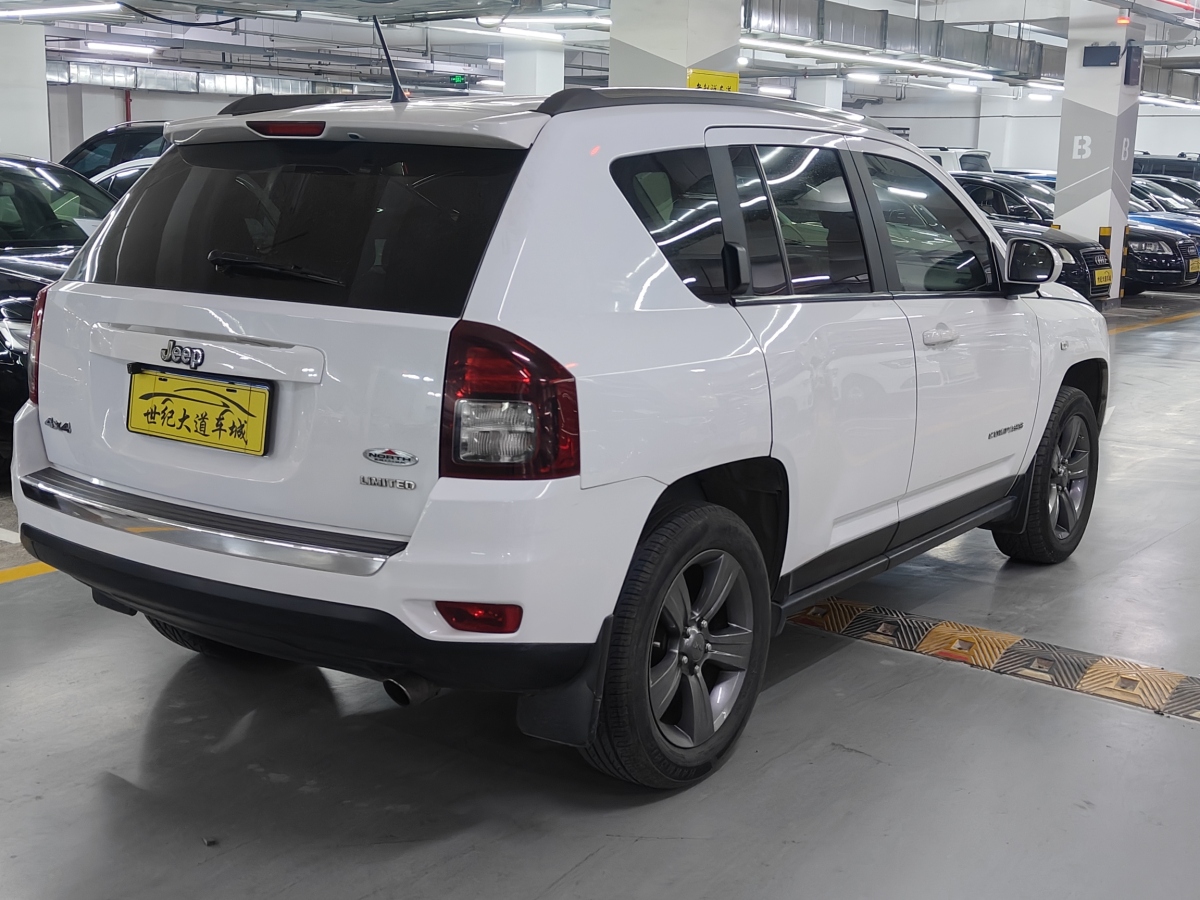 Jeep 指南者  2014款 改款 2.4L 四驅(qū)舒適版圖片