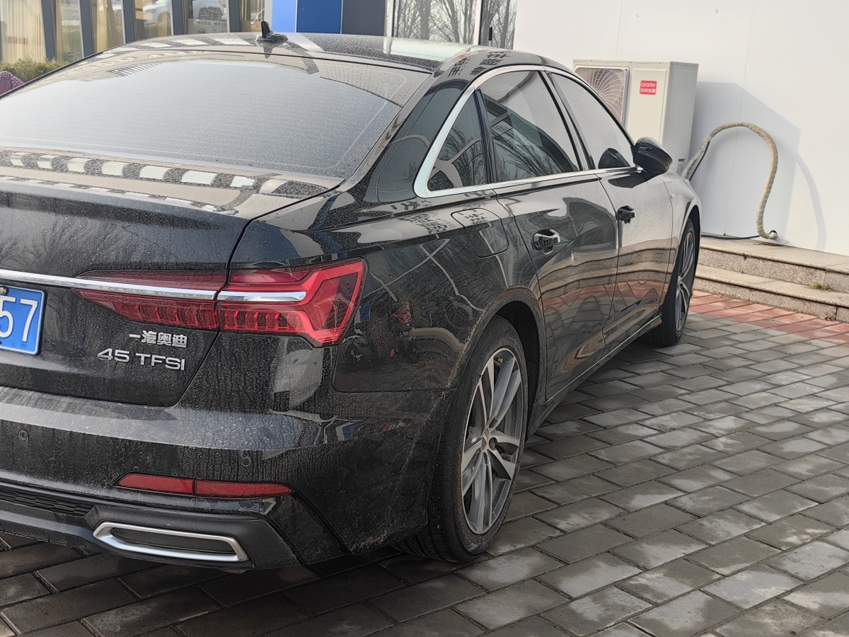 奧迪 奧迪A6L  2023款 改款 40 TFSI 豪華動感型圖片