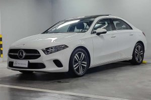 奔馳A級 奔馳 改款 A 180 L 運動轎車