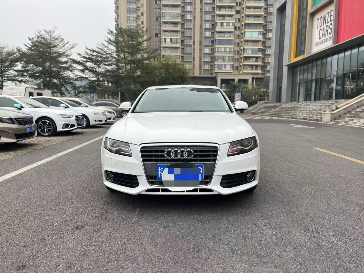 奧迪 奧迪A4L  2012款 2.0 TFSI 自動標(biāo)準(zhǔn)型圖片