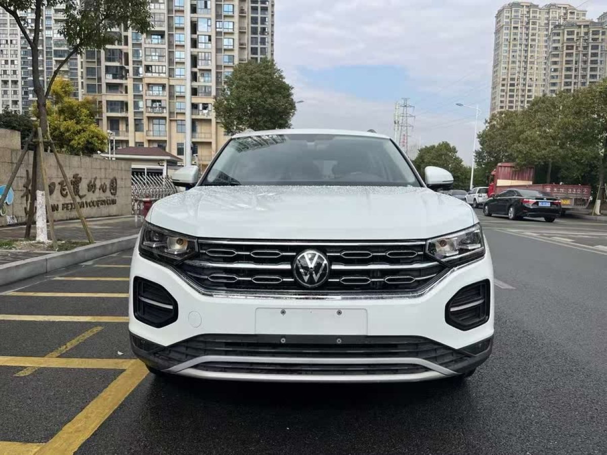 大眾 探岳  2022款 330TSI 兩驅(qū)豪華智聯(lián)版圖片