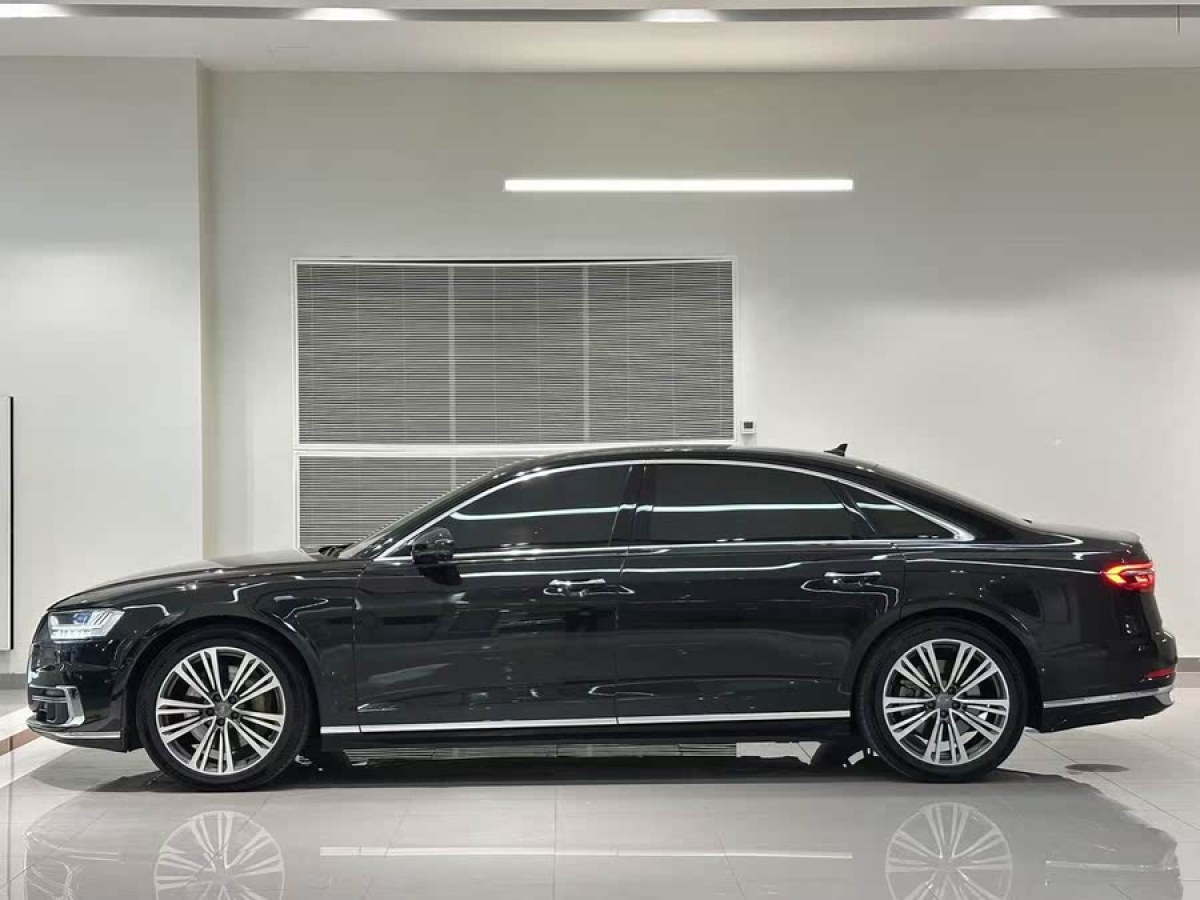 奧迪 奧迪A8  2018款 A8L 55 TFSI quattro尊貴型圖片