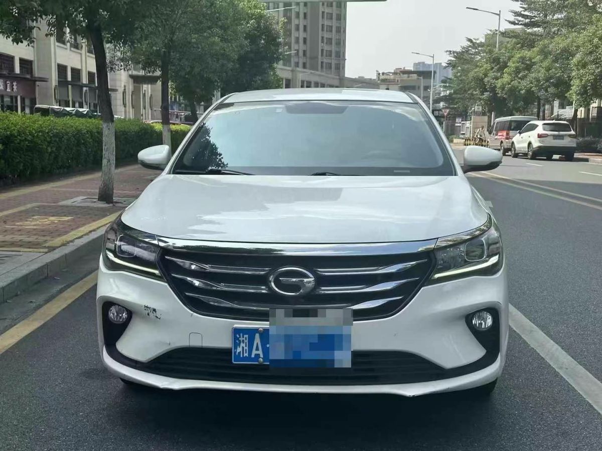 廣汽傳祺 GS4  2019款  270T 手動兩驅(qū)精英版圖片