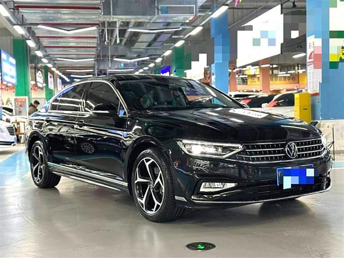 大眾 邁騰  2023款 200萬輛紀(jì)念版 330TSI DSG領(lǐng)先型圖片