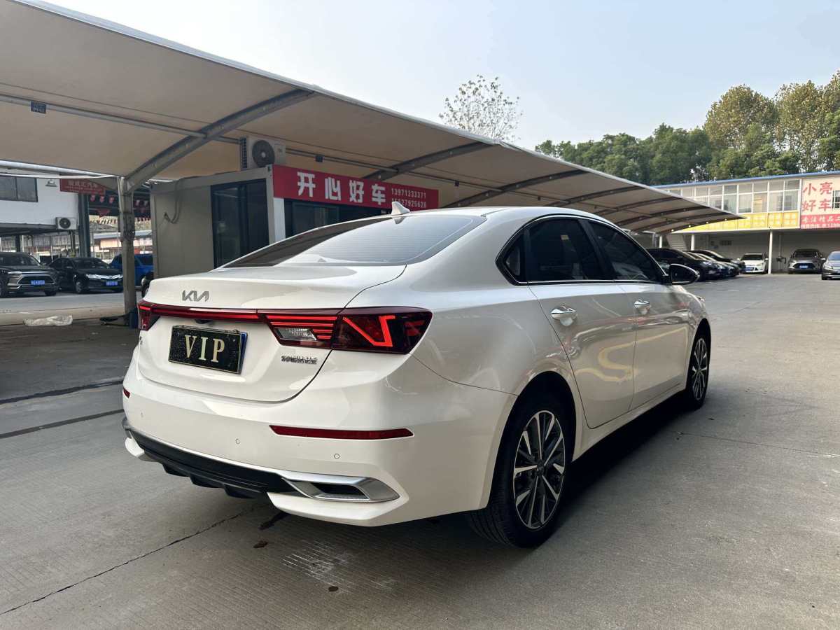 起亞 K3  2021款 改款 1.5L CVT時(shí)尚版圖片