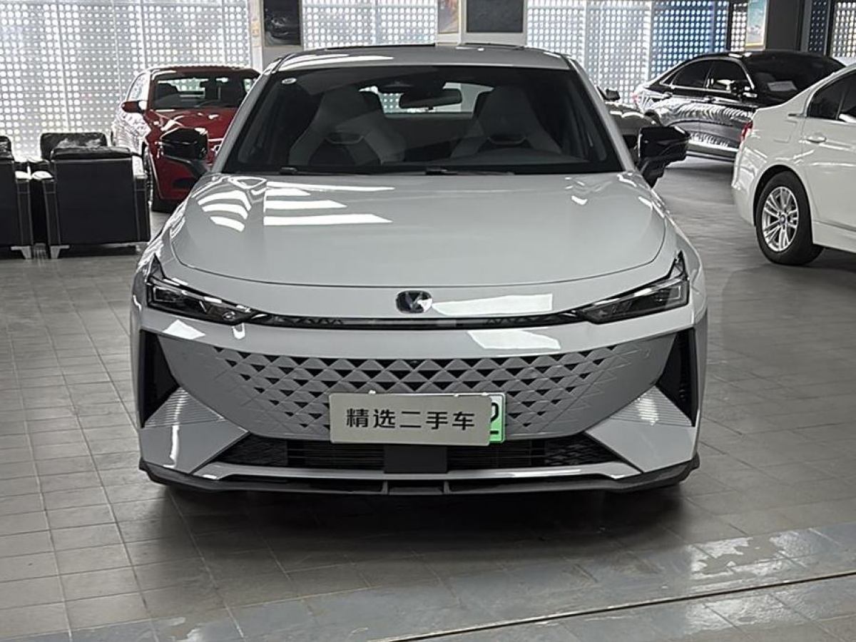 長安 長安UNI-V 智電iDD  2024款 藍鯨智電iDD 136km 智酷型圖片