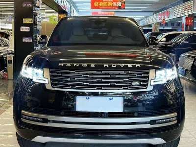 2023年6月 路虎 攬勝(進口) 3.0 L6 400PS 創(chuàng)世加長版圖片