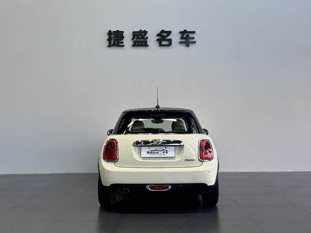 MINI MINI  2015款 1.5T COOPER Excitement 五門版圖片