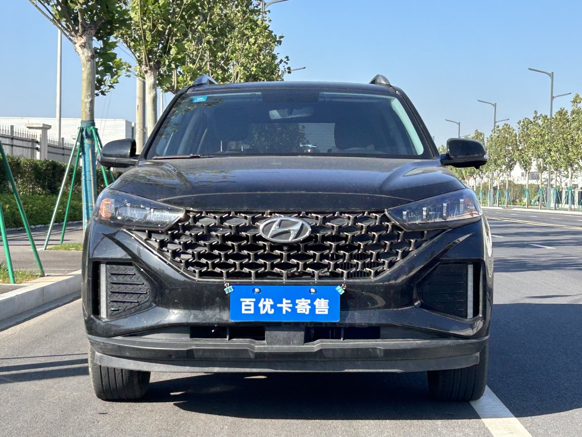 現(xiàn)代 ix35  2021款 240T GDi DCT兩驅(qū)領(lǐng)先版GLS圖片