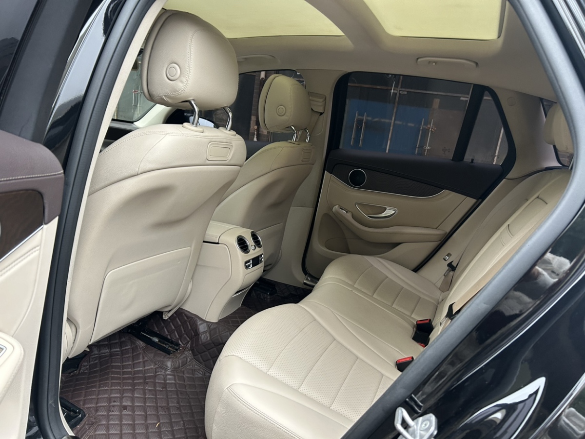 奔馳 奔馳GLC  2017款 GLC 300 4MATIC 動(dòng)感型圖片