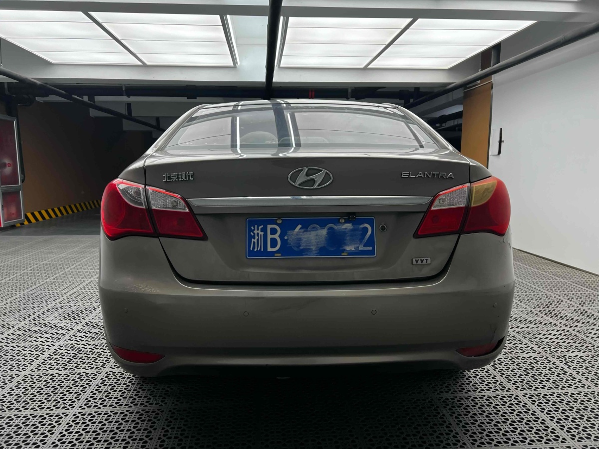 現(xiàn)代 悅動  2011款 1.6L 自動舒適型圖片