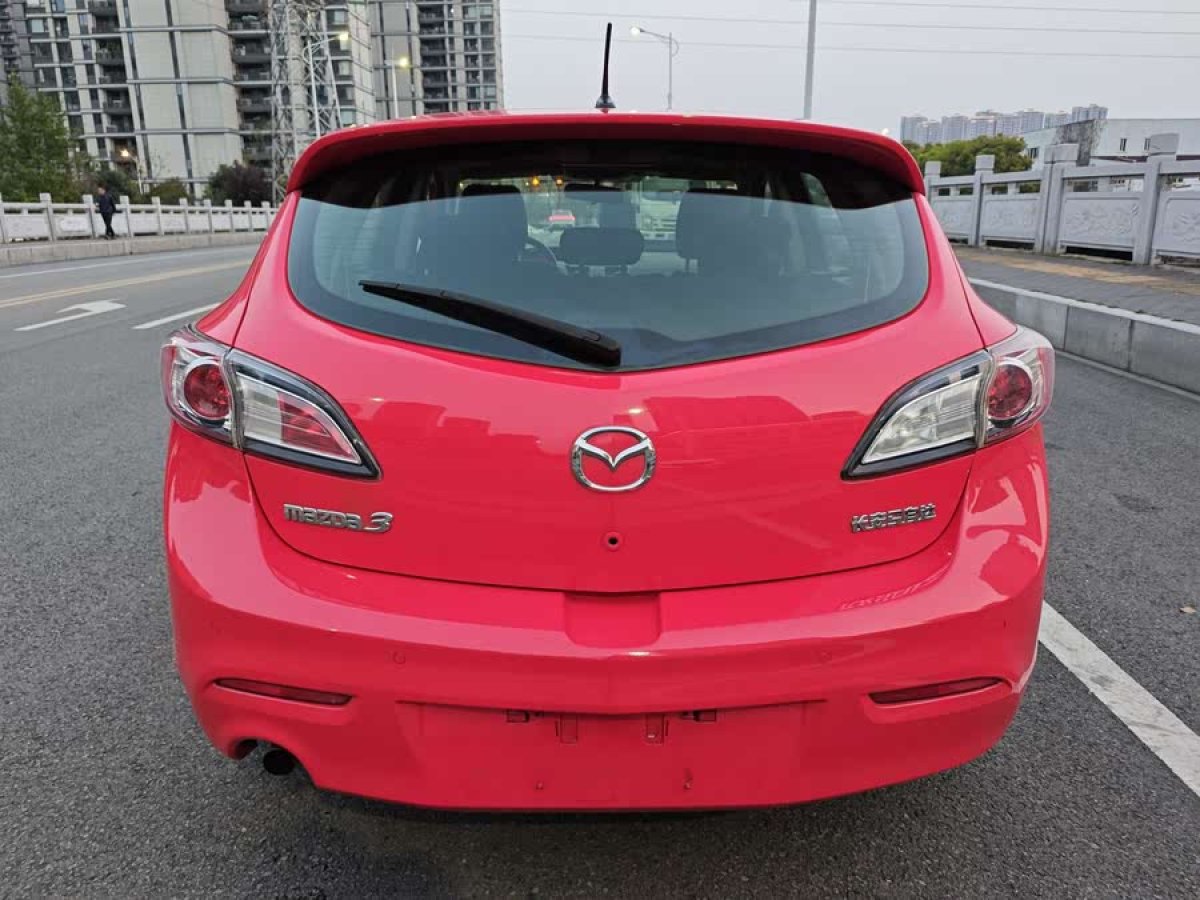 馬自達(dá) 馬自達(dá)3星騁  2013款 兩廂 1.6L 自動(dòng)精英型圖片