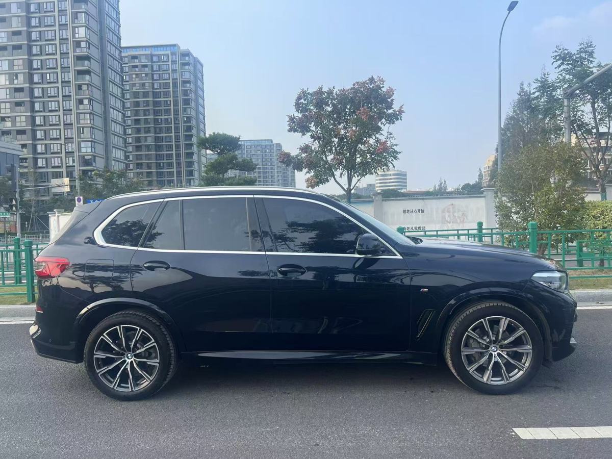 寶馬 寶馬X5  2020款 xDrive30i M運(yùn)動(dòng)套裝圖片