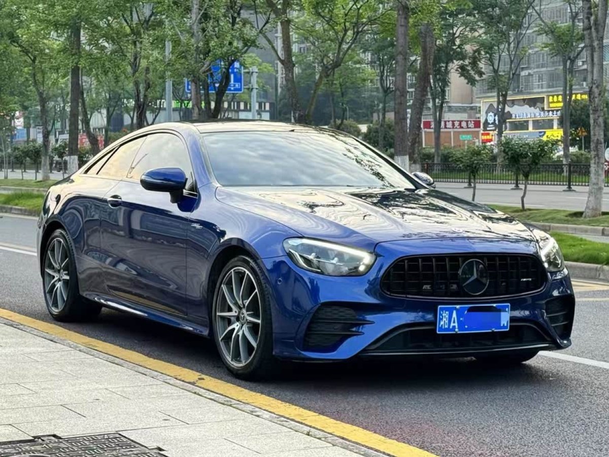奔馳 奔馳E級  2021款 改款 E 260 轎跑車圖片