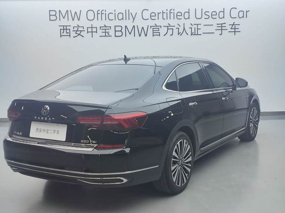 大众 帕萨特  2021款 330TSI 豪华版图片