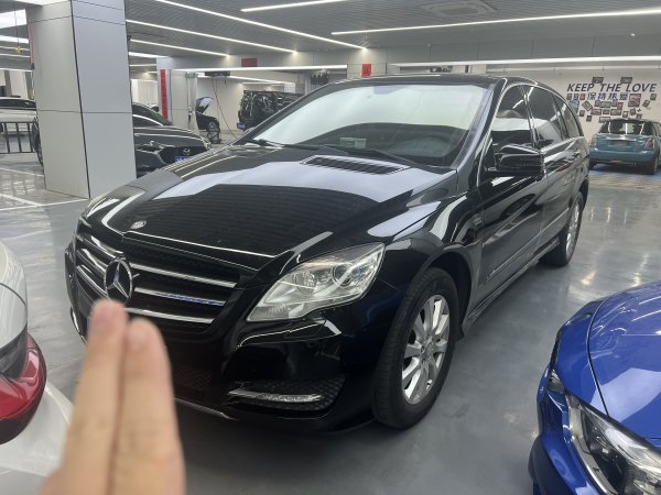 奔驰 奔驰R级  2010款 R 350 L 4MATIC