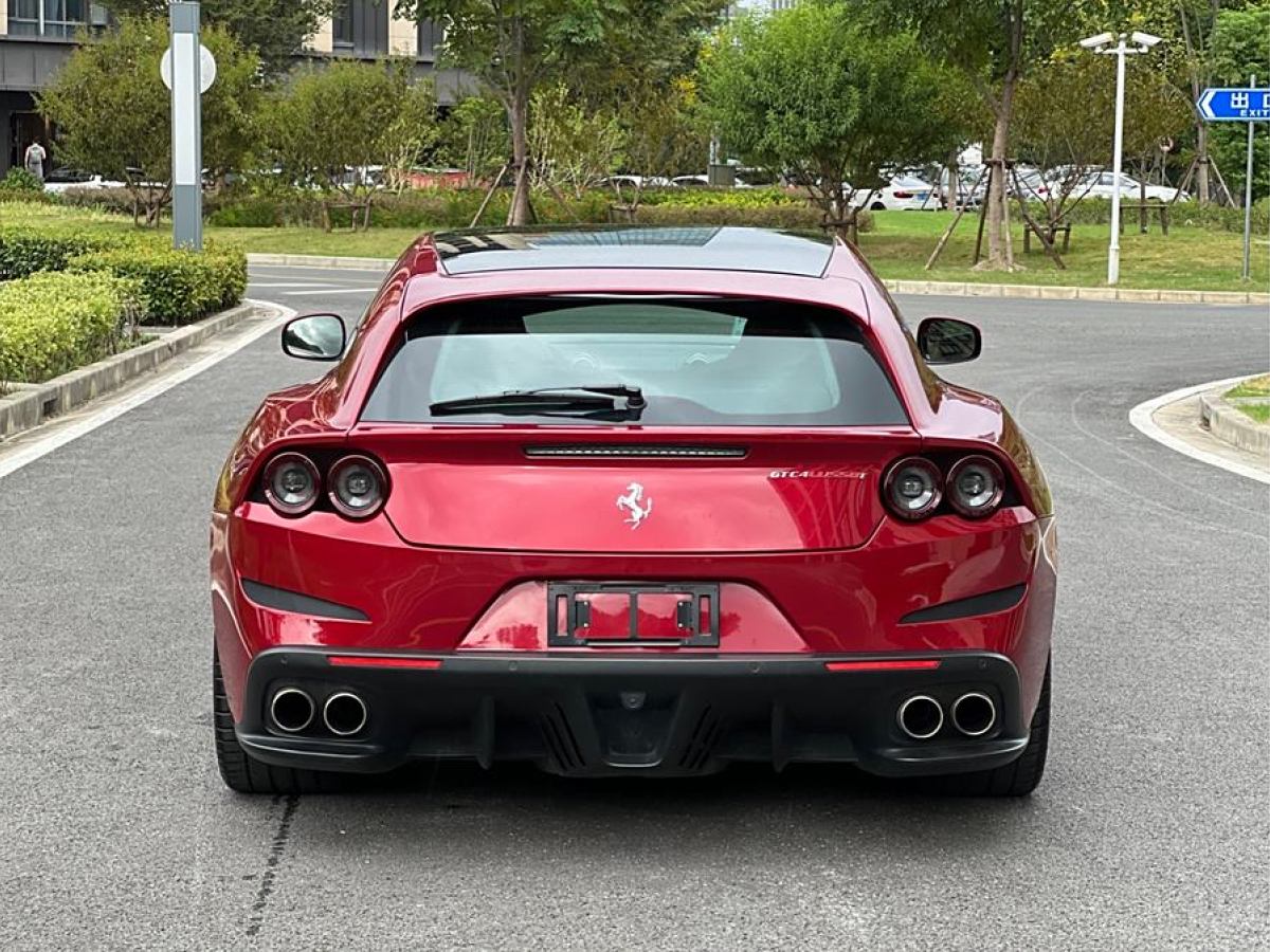 法拉利 GTC4Lusso  2017款 3.9T V8圖片