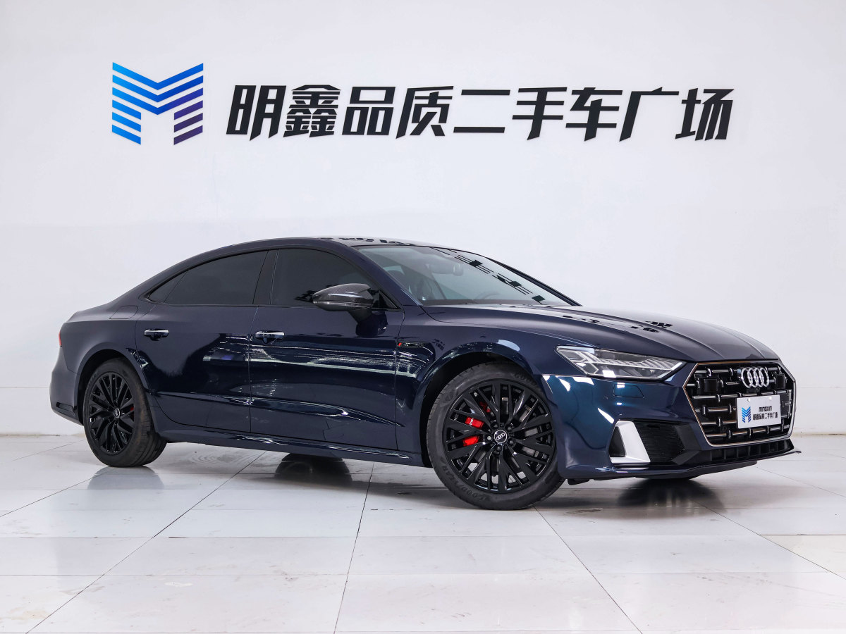 2024年2月奧迪 奧迪A7L  2024款 45TFSI S-line 筑夢型 流晶套裝