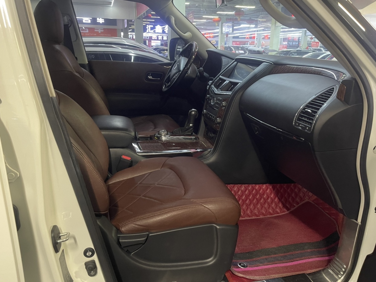 日產(chǎn) 途樂(lè)  2018款 4.0L 領(lǐng)英型圖片